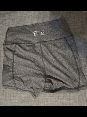 Fleo Women's High-Waist Charcoal Bike Shorts